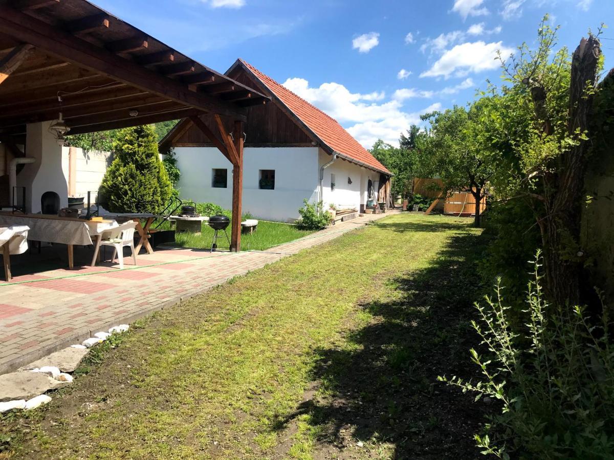 Postakocsi Vendeghaz Kisgyor Hotel Exterior photo